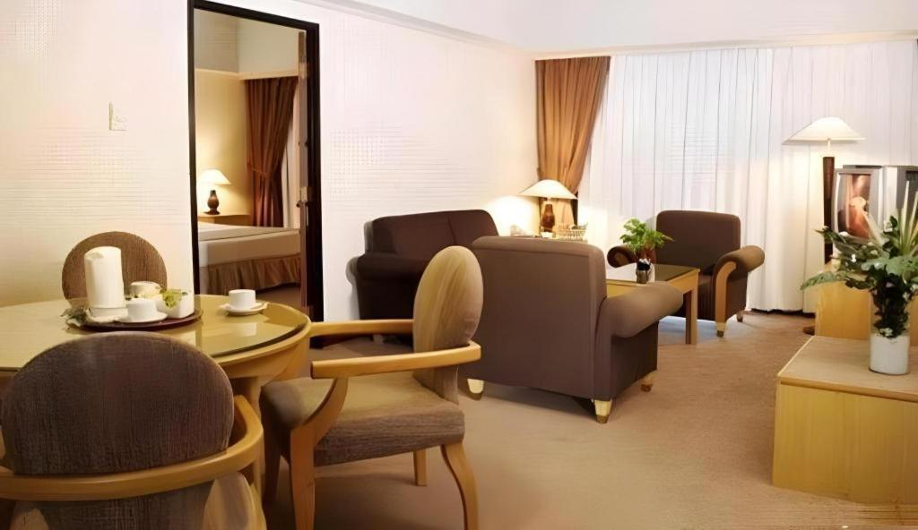 Oasis Amir Hotel Jakarta Kültér fotó